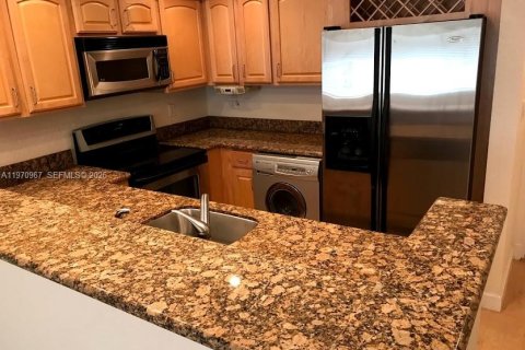 Condominio en alquiler en Fort Lauderdale, Florida, 1 dormitorio, 58.06 m2 № 2079242 - foto 6