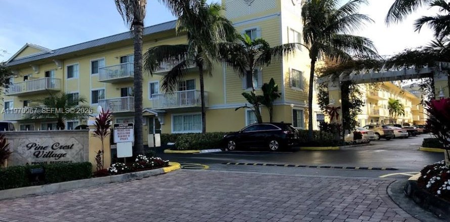 Condominio en Fort Lauderdale, Florida, 1 dormitorio  № 2079242
