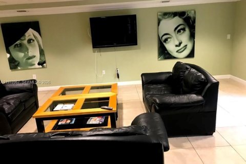 Condominio en alquiler en Fort Lauderdale, Florida, 1 dormitorio, 58.06 m2 № 2079242 - foto 20