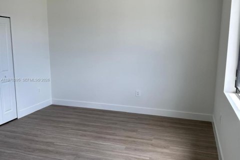 Купить таунхаус в Хомстед, Флорида 4 спальни, 163.51м2, № 2042921 - фото 14