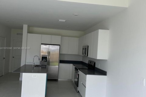 Купить таунхаус в Хомстед, Флорида 4 спальни, 163.51м2, № 2042921 - фото 7