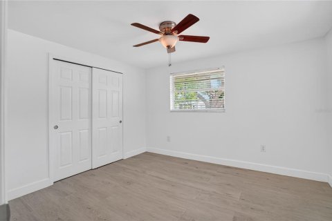 House in Bradenton, Florida 3 bedrooms, 153.38 sq.m. № 2218943 - photo 20