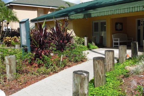 Copropriété à louer à Sunrise, Floride: 2 chambres, 83.61 m2 № 1758618 - photo 18