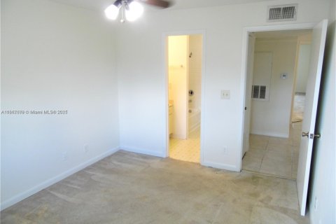 Copropriété à louer à Sunrise, Floride: 2 chambres, 83.61 m2 № 1758618 - photo 10