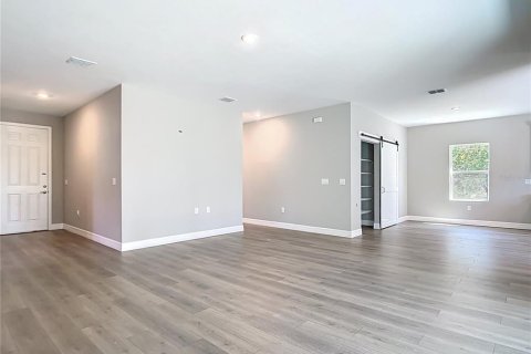Casa en venta en North Port, Florida, 4 dormitorios, 194.35 m2 № 1771263 - foto 4
