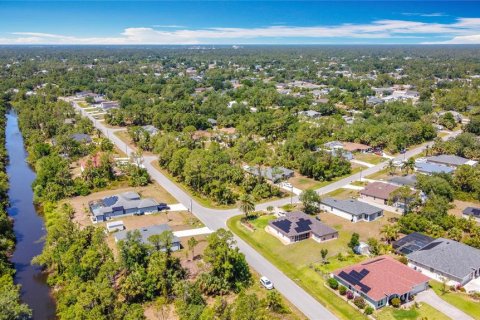 Casa en venta en North Port, Florida, 4 dormitorios, 194.35 m2 № 1771263 - foto 3