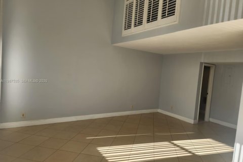 Touwnhouse à louer à Plantation, Floride: 3 chambres, 170.01 m2 № 2048740 - photo 10