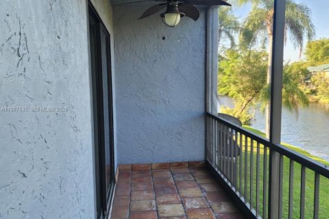 Touwnhouse à louer à Plantation, Floride: 3 chambres, 170.01 m2 № 2048740 - photo 30