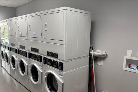 Condominio en venta en Miami, Florida, 39.48 m2 № 2034303 - foto 18