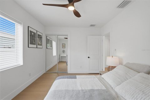 Villa ou maison à vendre à Saint Petersburg, Floride: 3 chambres, 115.66 m2 № 2399314 - photo 25