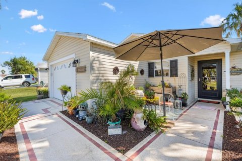 Casa en venta en The Villages, Florida, 3 dormitorios, 124.95 m2 № 2430607 - foto 2