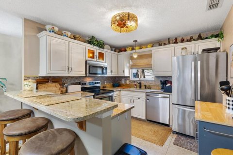 Casa en venta en The Villages, Florida, 3 dormitorios, 124.95 m2 № 2430607 - foto 7
