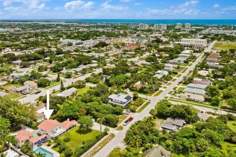 Commercial property in Boynton Beach, Florida 319.86 sq.m. № 1887365 - photo 3