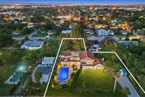 Commercial property in Boynton Beach, Florida 319.86 sq.m. № 1887365 - photo 27