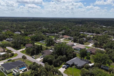 Terreno en venta en North Port, Florida № 2218880 - foto 12