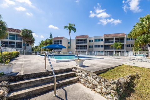 Copropriété à louer à Weston, Floride: 1 chambre, 78.5 m2 № 2048508 - photo 17