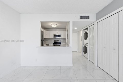 Copropriété à louer à Weston, Floride: 1 chambre, 78.5 m2 № 2048508 - photo 11