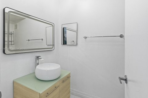 Copropriété à louer à Weston, Floride: 1 chambre, 78.5 m2 № 2048508 - photo 9