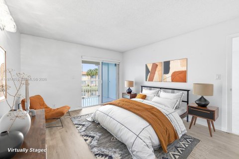 Copropriété à louer à Weston, Floride: 1 chambre, 78.5 m2 № 2048508 - photo 4