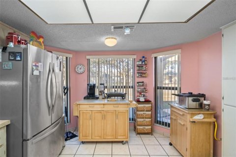 Casa en venta en Port Richey, Florida, 2 dormitorios, 153.01 m2 № 2152172 - foto 10