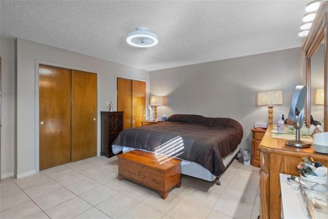Casa en venta en Port Richey, Florida, 2 dormitorios, 153.01 m2 № 2152172 - foto 17