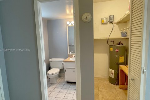 Купить кондоминиум в Корал-Гейблс, Флорида 1 спальня, 75.07м2, № 1928006 - фото 19