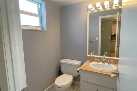 Купить кондоминиум в Корал-Гейблс, Флорида 1 спальня, 75.07м2, № 1928006 - фото 20