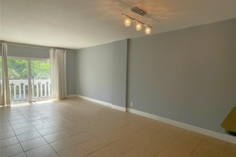 Купить кондоминиум в Корал-Гейблс, Флорида 1 спальня, 75.07м2, № 1928006 - фото 10