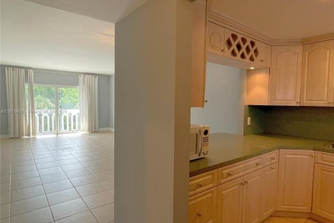 Купить кондоминиум в Корал-Гейблс, Флорида 1 спальня, 75.07м2, № 1928006 - фото 9