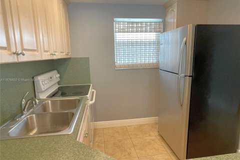 Купить кондоминиум в Корал-Гейблс, Флорида 1 спальня, 75.07м2, № 1928006 - фото 8