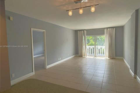 Купить кондоминиум в Корал-Гейблс, Флорида 1 спальня, 75.07м2, № 1928006 - фото 6