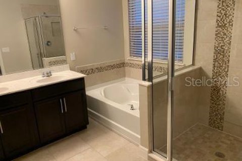 Touwnhouse à louer à Orlando, Floride: 3 chambres, 207.17 m2 № 2429364 - photo 9