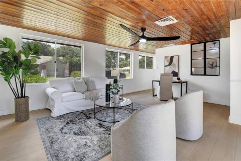 Casa en venta en Saint Petersburg, Florida, 2 dormitorios, 120.87 m2 № 2377908 - foto 21