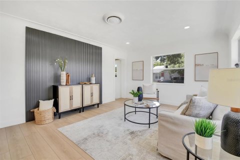 Casa en venta en Saint Petersburg, Florida, 2 dormitorios, 120.87 m2 № 2377908 - foto 5