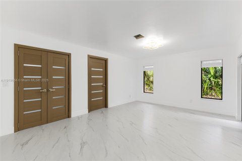 Casa en alquiler en Coral Springs, Florida, 3 dormitorios, 168.99 m2 № 1974121 - foto 12