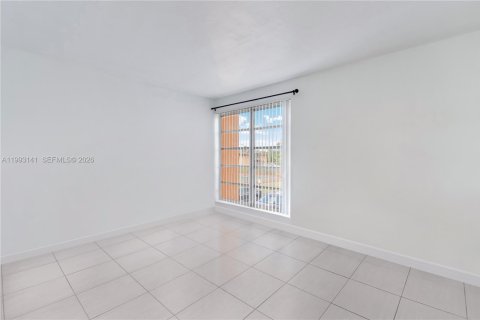 Купить кондоминиум в Майами, Флорида 2 спальни, 117.24м2, № 2154558 - фото 9
