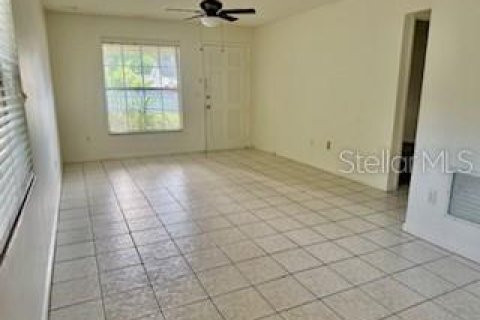 Apartamento en alquiler en DeLand, Florida, 2 dormitorios, 83.61 m2 № 1911683 - foto 2