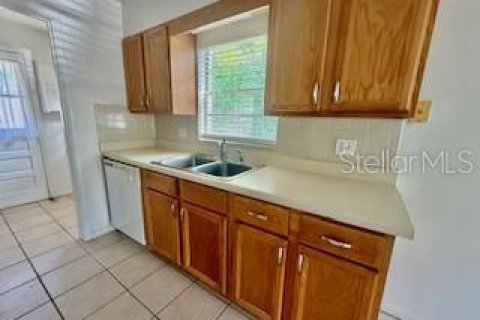 Apartamento en alquiler en DeLand, Florida, 2 dormitorios, 83.61 m2 № 1911683 - foto 5