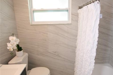 Casa en venta en Tampa, Florida, 3 dormitorios, 100.71 m2 № 1670748 - foto 24