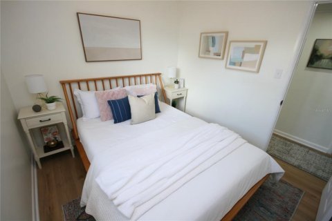 Casa en venta en Tampa, Florida, 3 dormitorios, 100.71 m2 № 1670748 - foto 22