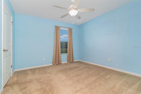 House in Clermont, Florida 4 bedrooms, 205.41 sq.m. № 1879615 - photo 19