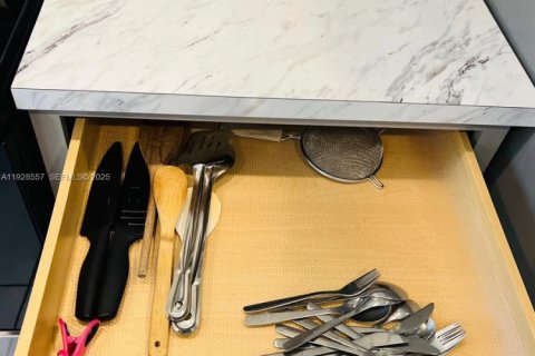 Touwnhouse à louer à Florida City, Floride: 3 chambres, 136.19 m2 № 1989143 - photo 5