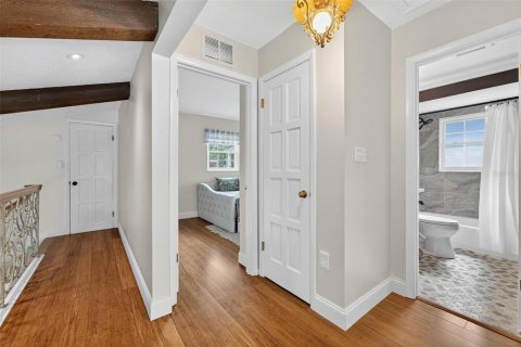 House in Orlando, Florida 3 bedrooms, 222.41 sq.m. № 1775370 - photo 14