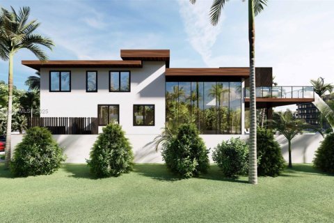 House in Bay Harbor Islands, Florida 6 bedrooms, 666.95 sq.m. № 1874825 - photo 8