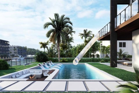 House in Bay Harbor Islands, Florida 6 bedrooms, 666.95 sq.m. № 1874825 - photo 5