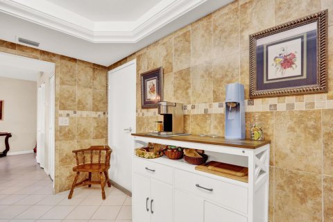 Copropriété à vendre à Palm Beach, Floride: 1 chambre, 85.84 m2 № 2180228 - photo 11