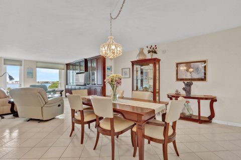 Copropriété à vendre à Palm Beach, Floride: 1 chambre, 85.84 m2 № 2180228 - photo 5