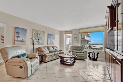 Copropriété à vendre à Palm Beach, Floride: 1 chambre, 85.84 m2 № 2180228 - photo 2