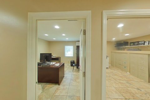 Commercial property in Okeechobee, Florida № 2083573 - photo 19