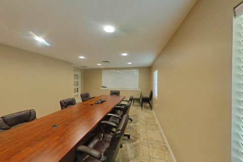 Commercial property in Okeechobee, Florida № 2083573 - photo 14